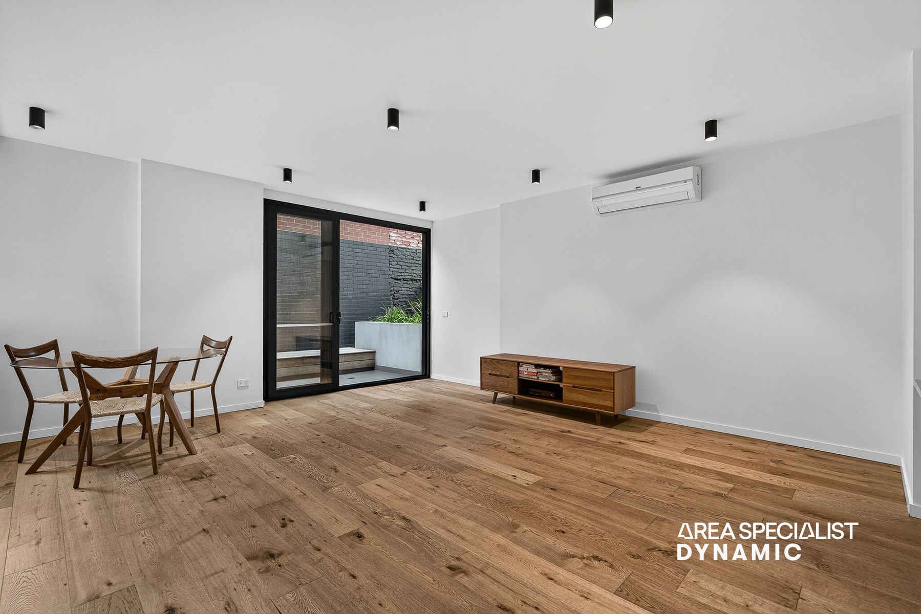 2824278-Fitzroy-North-2026-06-22-144752-8