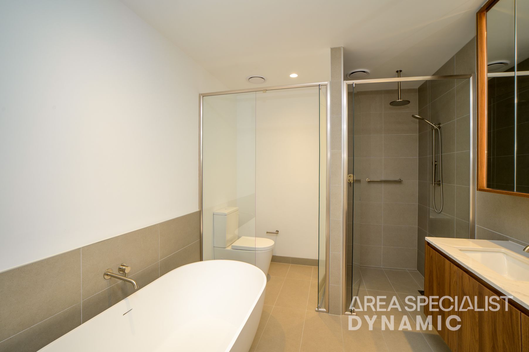2954536-Malvern-2026-08-24-172923-13