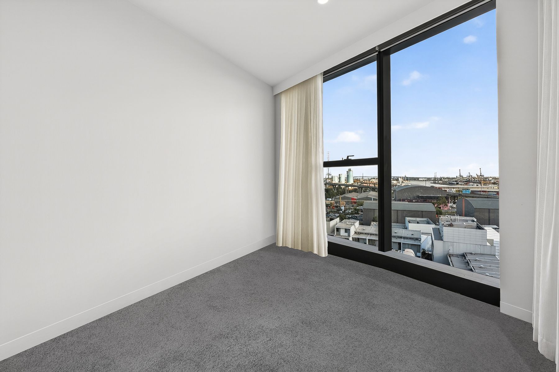 3047106-Docklands-2026-05-26-094245-15