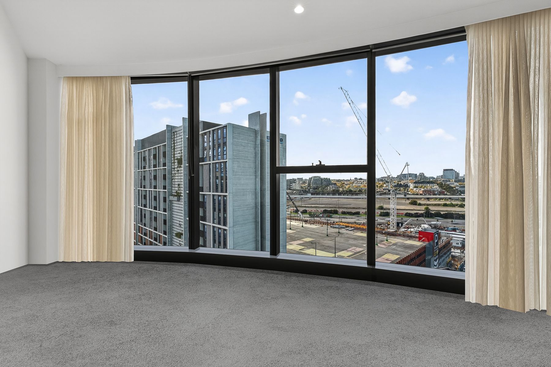 3047106-Docklands-2026-05-26-094245-6