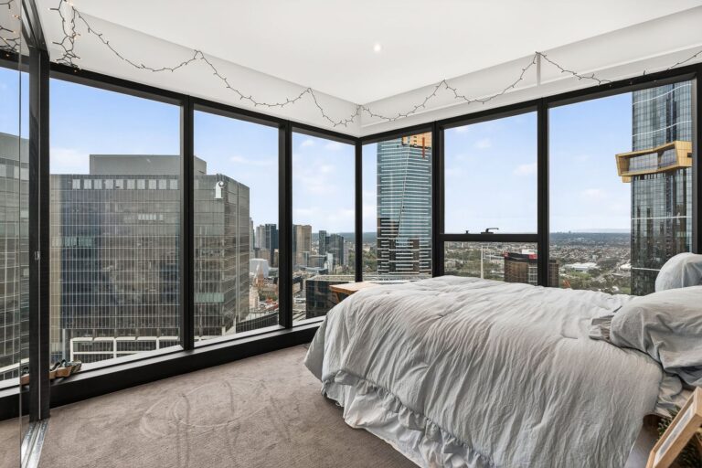 5310/35 Queens Bridge Street, Southbank VIC 3006