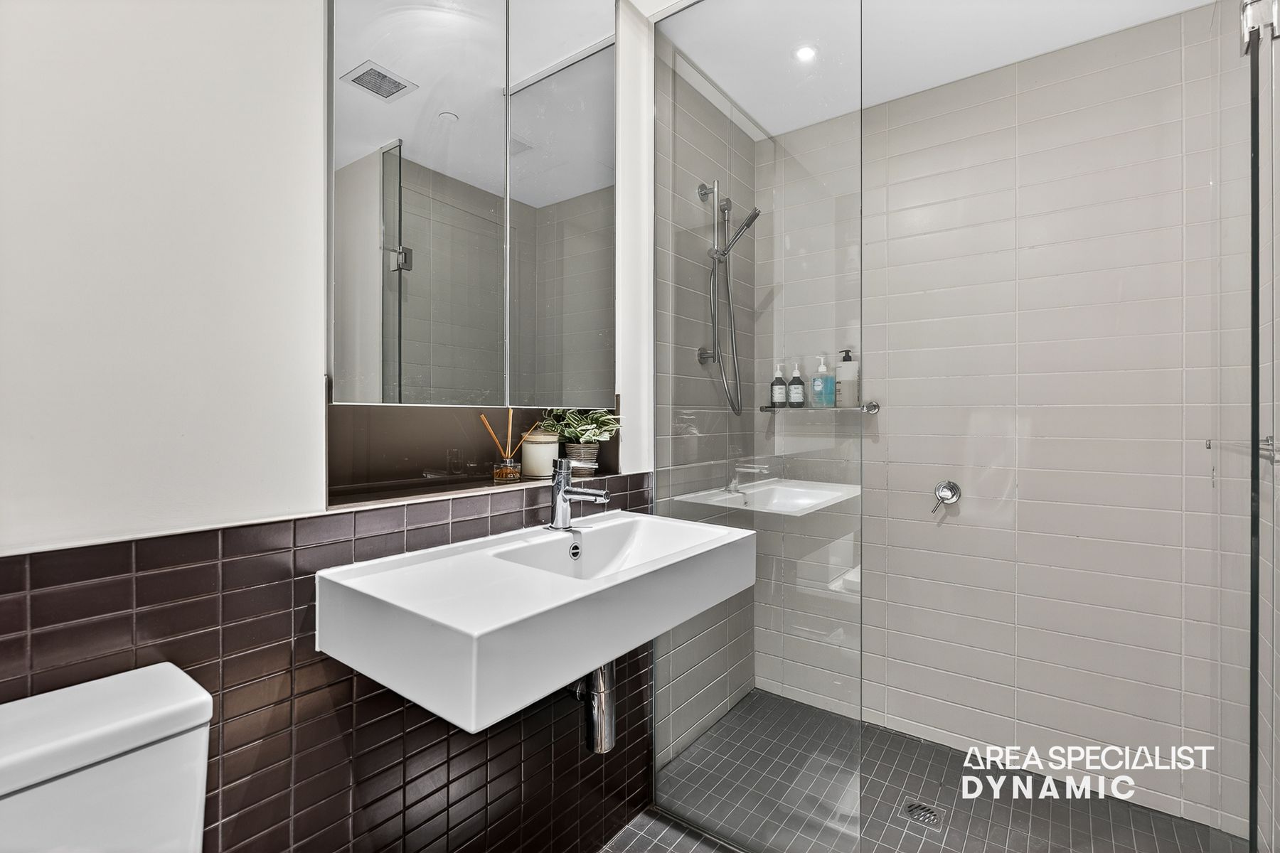 2612135-Docklands-2026-06-04-091050-8