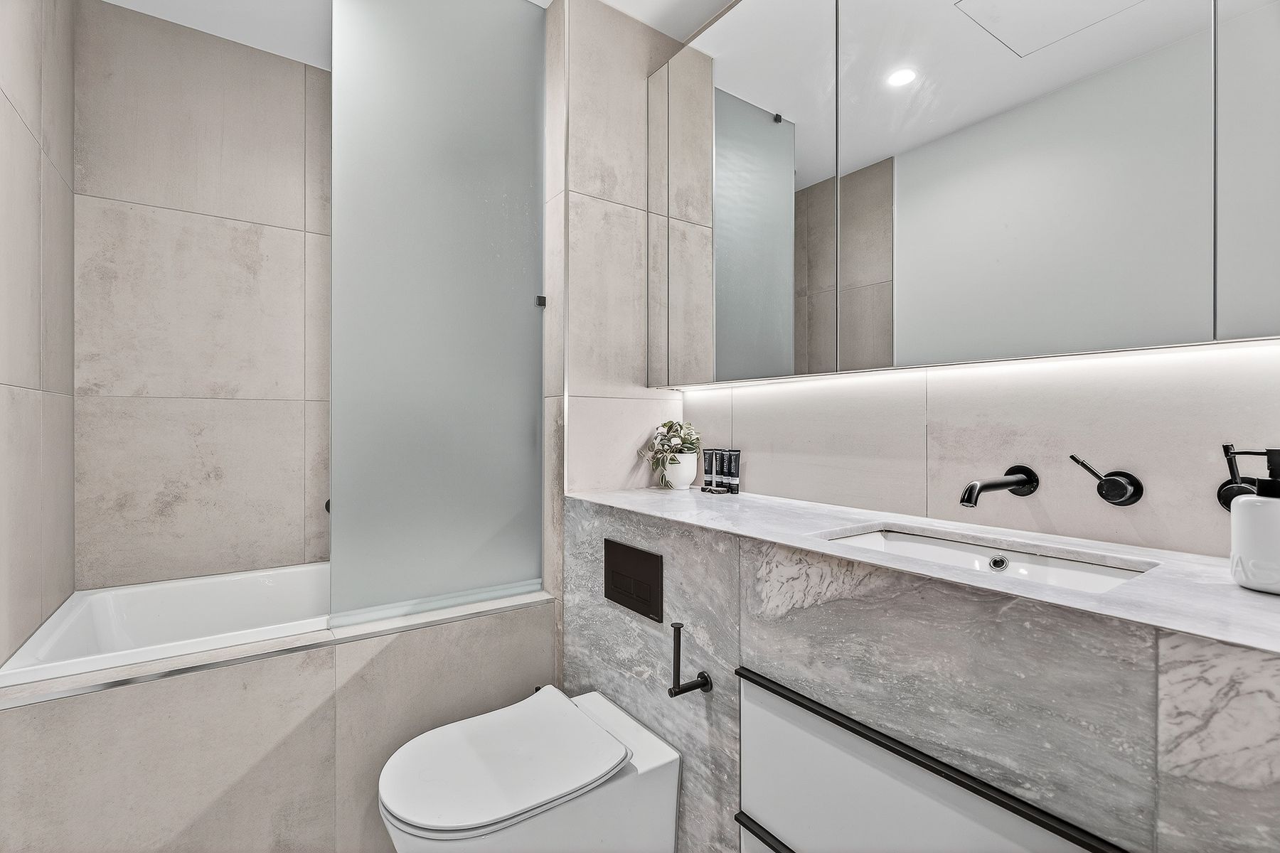 2904413-West-Melbourne-2026-10-19-113633-9