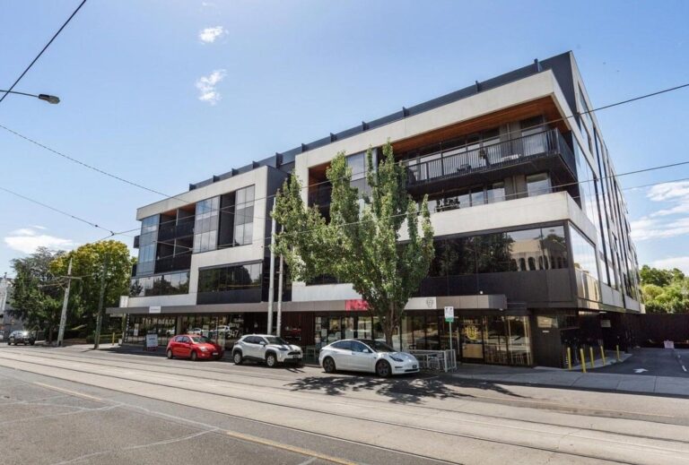 208/347 Camberwell Road, Camberwell  VIC  3124