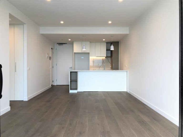 2 bedroom apartment, Carnegie